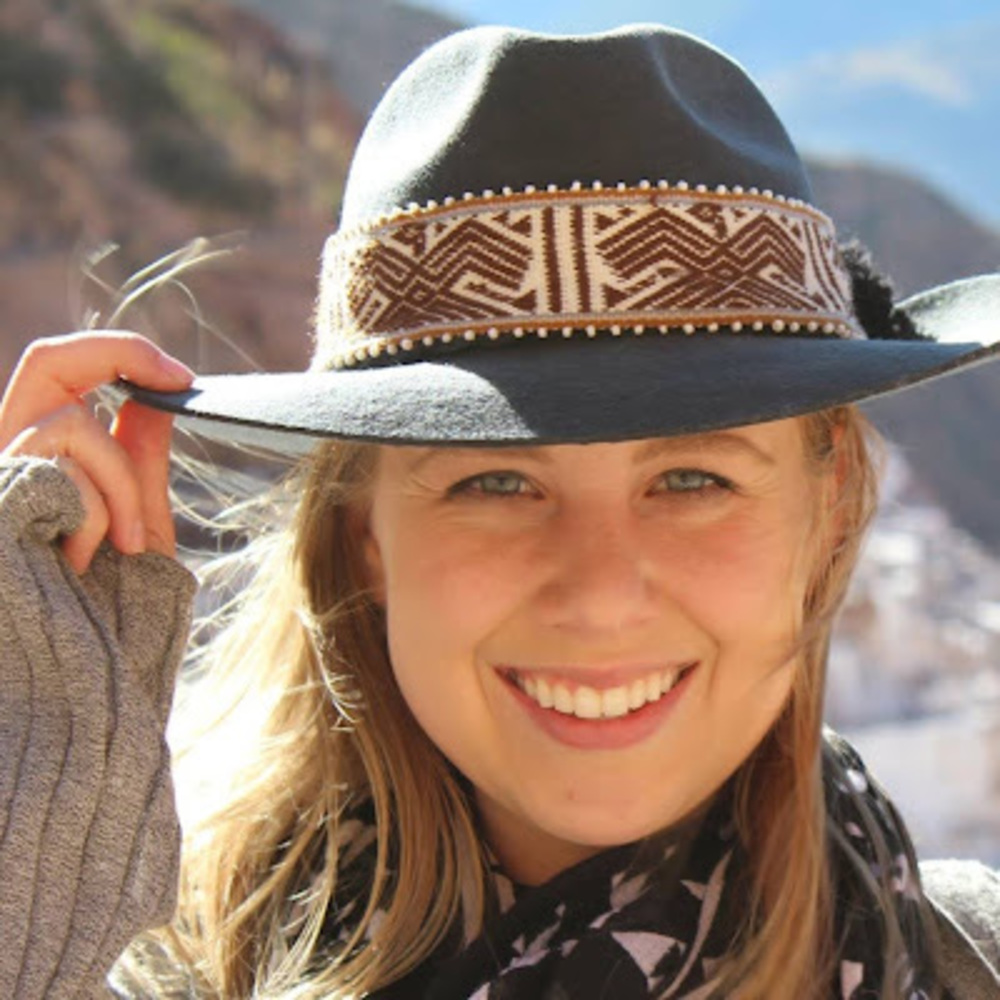 Meet your Posher, Christina